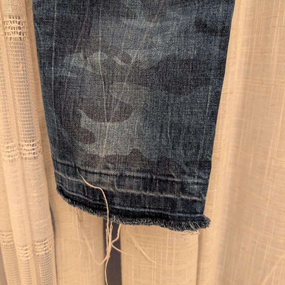 Women's Blue Camo Jeans - Picture 5 of 6